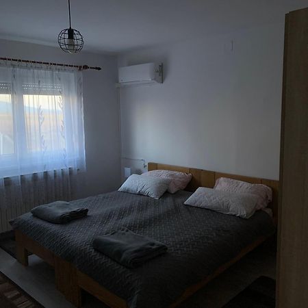 Ferienwohnung Kuca Za Odmor Blizanke Ogulin Exterior foto